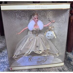 New Barbie Celebration Special Edition 2000 Holiday‎ Doll Collectible